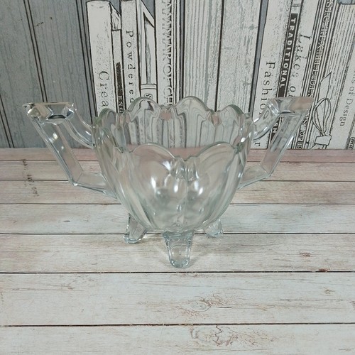 Chippendale glass vase - glass,