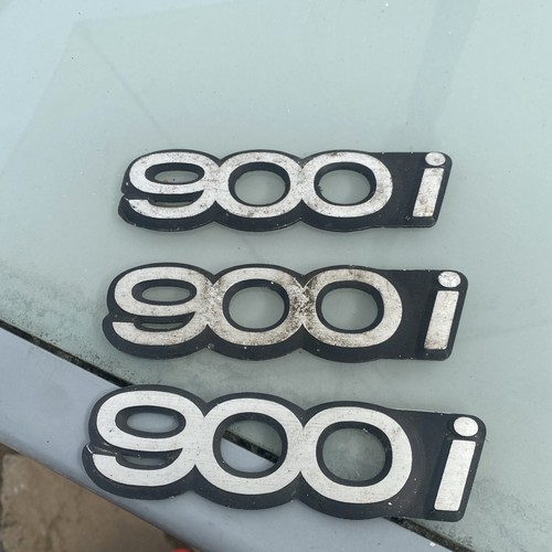 Saab 900i badge - saab,