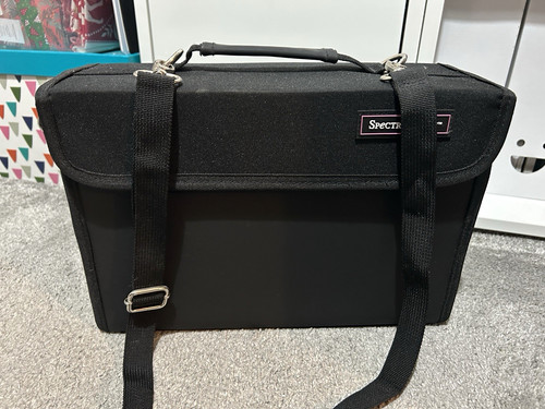 Spectrum noir black - black, case