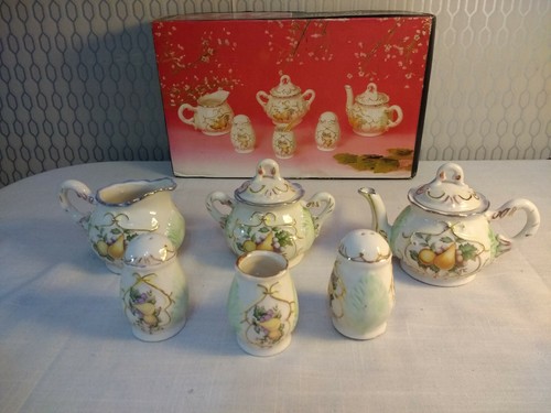 Porcelain cruet set salt - cruet,