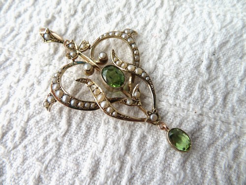 Large victorian 9ct yellow - large, victorian,