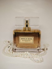 Givenchy Dahlia Noir Eau de