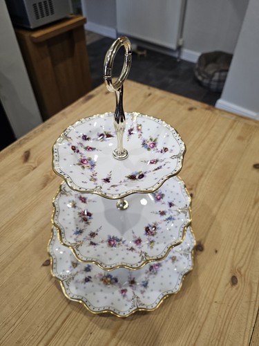 Royal crown derby three - royal,