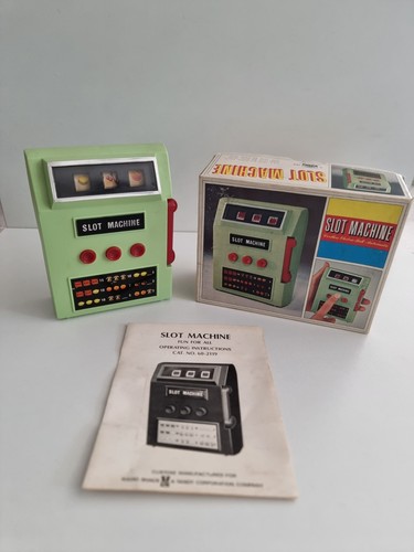 Vintage 1970 toy slot - 1970's,
