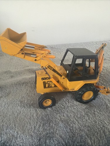 Scale 1970 s - 1/35, conrad