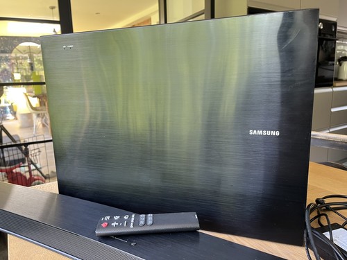 Samsung curved soundbar - samsung,