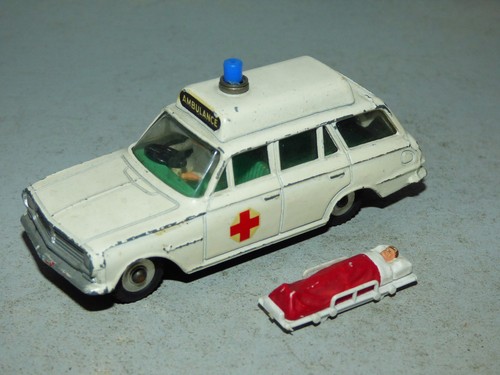 Dinky toys vauxhall victor - dinky,