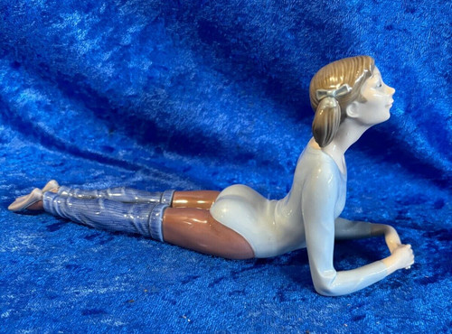 Lladro 5335 gymnast porcelain - lladro,