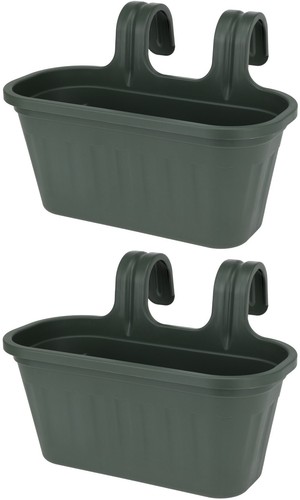 Large green hanging - x,