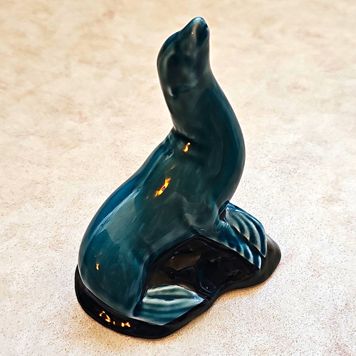Vintage poole pottery seal - pottery,