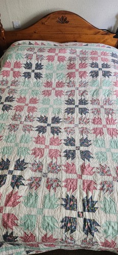 Vintage handmade quilt cotton - vintage,
