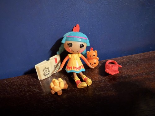 Mini lalaloopsy feather - lalaloopsy,