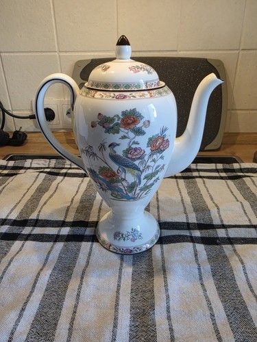 Wedgwood kutani crane - wedgwood,