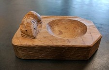 ROBERT MOUSEMAN THOMPSON CARVED OAK PIN TRAY WITH SIGNATURE MOUSE