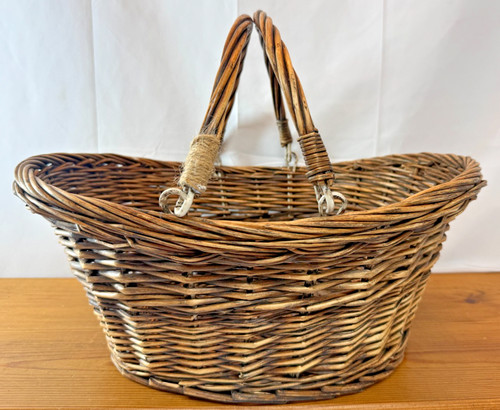 Vintage wicker market shopping - vintage,