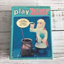 VINTAGE 1980 PLAY ROMAN ASTERIX 6202 OBELIX PANORAMIX FIGURE ALBERT RENE SEALED