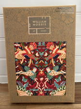 Marks & Spencer WILLIAM MORRIS Duvet Set  Double + Pillowcases  Berry Birds