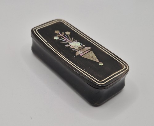 Antique victorian horn snuff - antique,