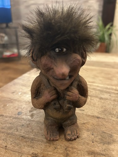 Vintage nyform troll 151 - nyform,