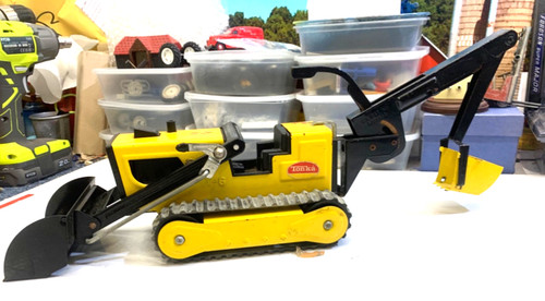 Tonka toys back - back, hoe