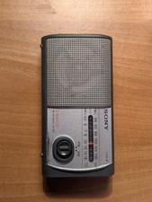 Sony ICF-303 portable, Compact