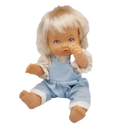 Famosa baby doll wetting - famosa,