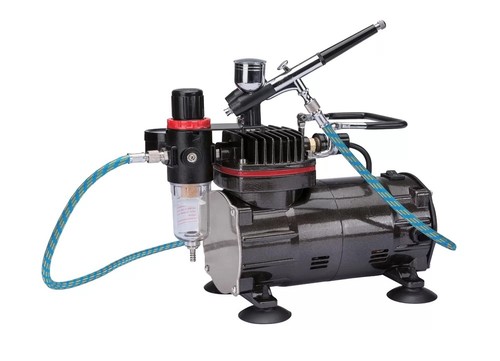 Single piston compressor with - piston,