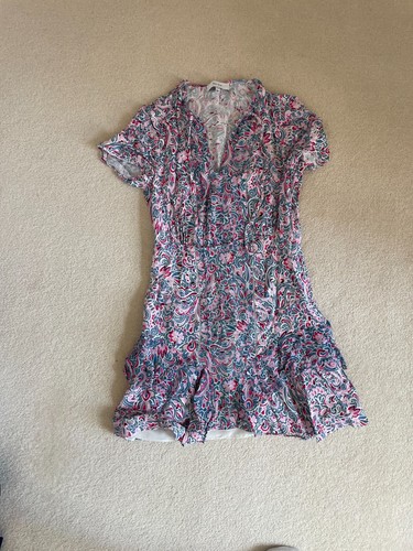 Silk tierd with side - side,