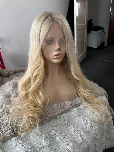 Ash blonde rooted - 22”,