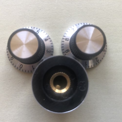 Vintage skirted 23mm dia - 3x,