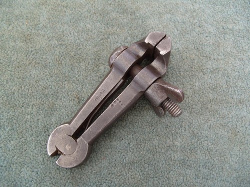 Small heavy duty hand vice - hand,