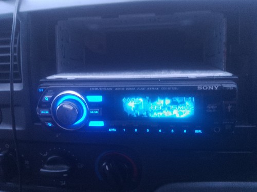 Sony cdx gt828u radio - sony,