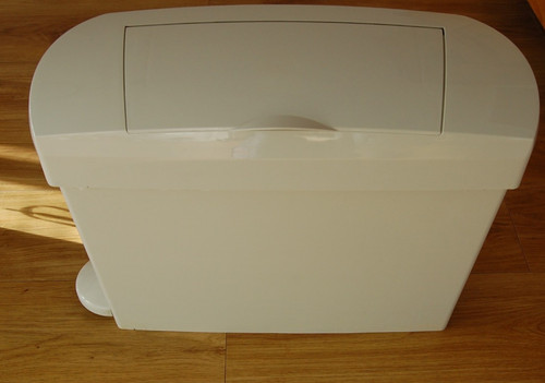 Foot operated sanitary bin