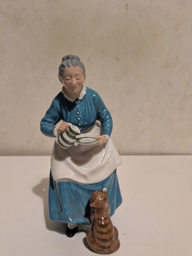 Royal doulton bone - royal,