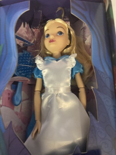 Collectible disney alice - alice, in