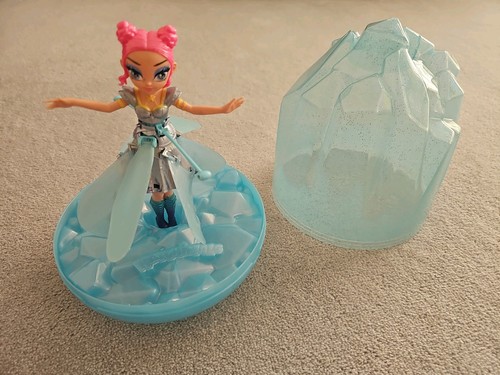 Hatchimals flying fairy - flying,