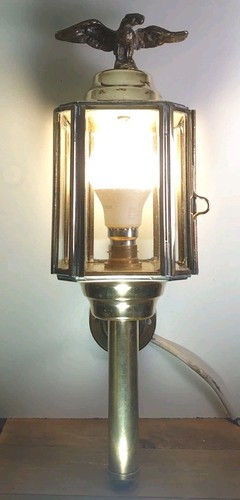 Antique brass wall lamp with - brass,