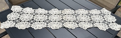 Vintage crocheted lace floral - crocheted,