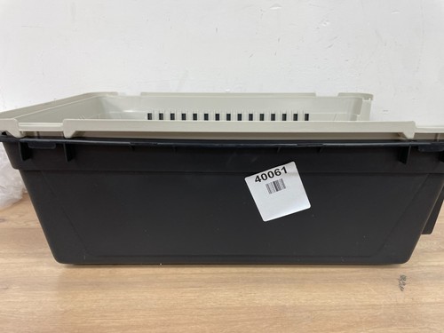 Plastic travel dog - plastic, kennel