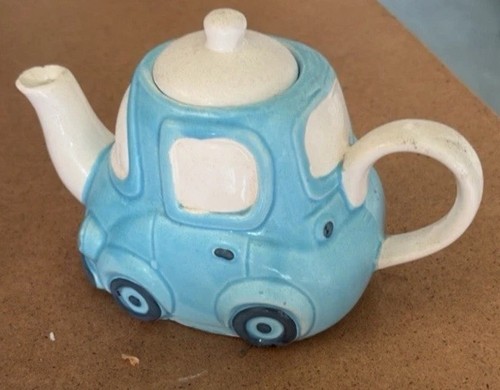 Blue white ceramic novelty - &,