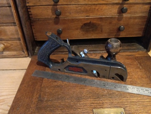 Vintage woden number - woden,