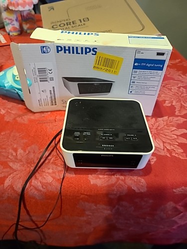 Phillips clock radio alarm - phillips,