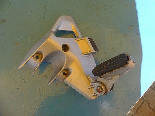 Bmw 1100 foot peg mount - r, gs