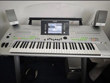 Yamaha Tyros 3 Electronic Workstation Keyboard - 61 Key - Fully Working