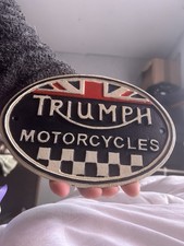 Reproduction Triumph