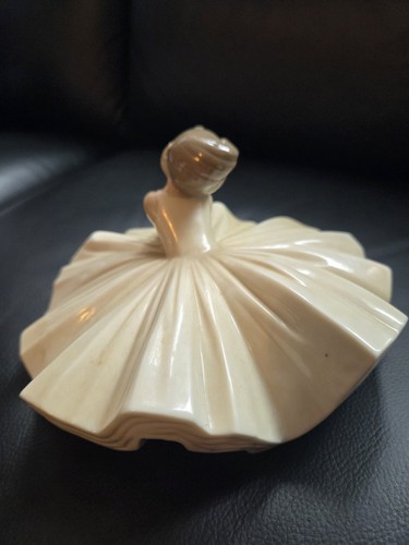 Nao lladro figurine dance - by,