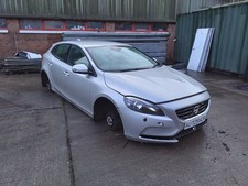 VOLVO V40 D2 ES MK3 (525)