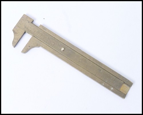 Vintage brass caliper 1466 - no,