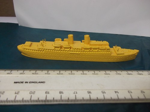 Hein muck miniature ships - hein, no
