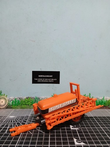 Britains farm toys super spray - britains,